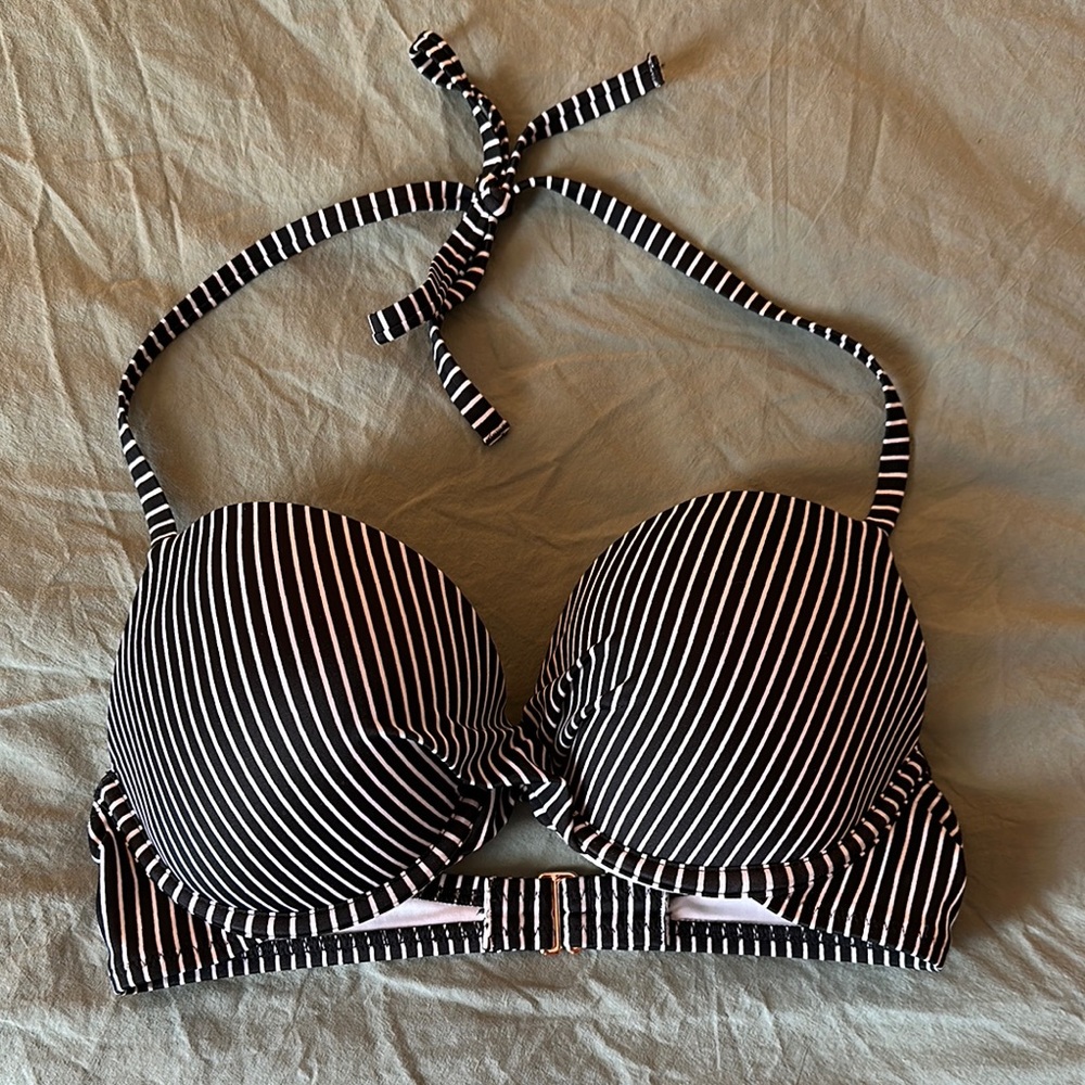 Black and White Striped Bikini Top 34D
